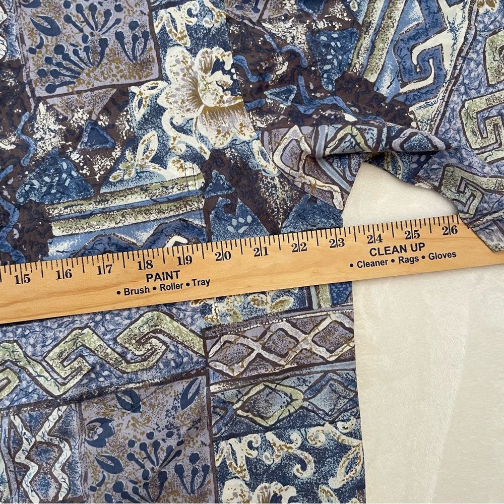 Tori Richard Hawaiian Shirt Mens Sz M/L Blue AOP Tribal Abstract Geometric Boho - Picture 6 of 6